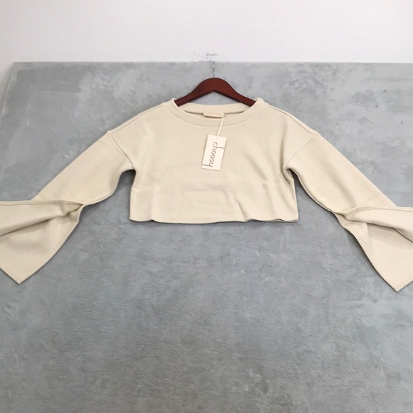 Choosy Elsa Cream Cropped Slouchy Slit Bell Sleeve Boxy Sweater Size XSmall New - Picture 2 of 12